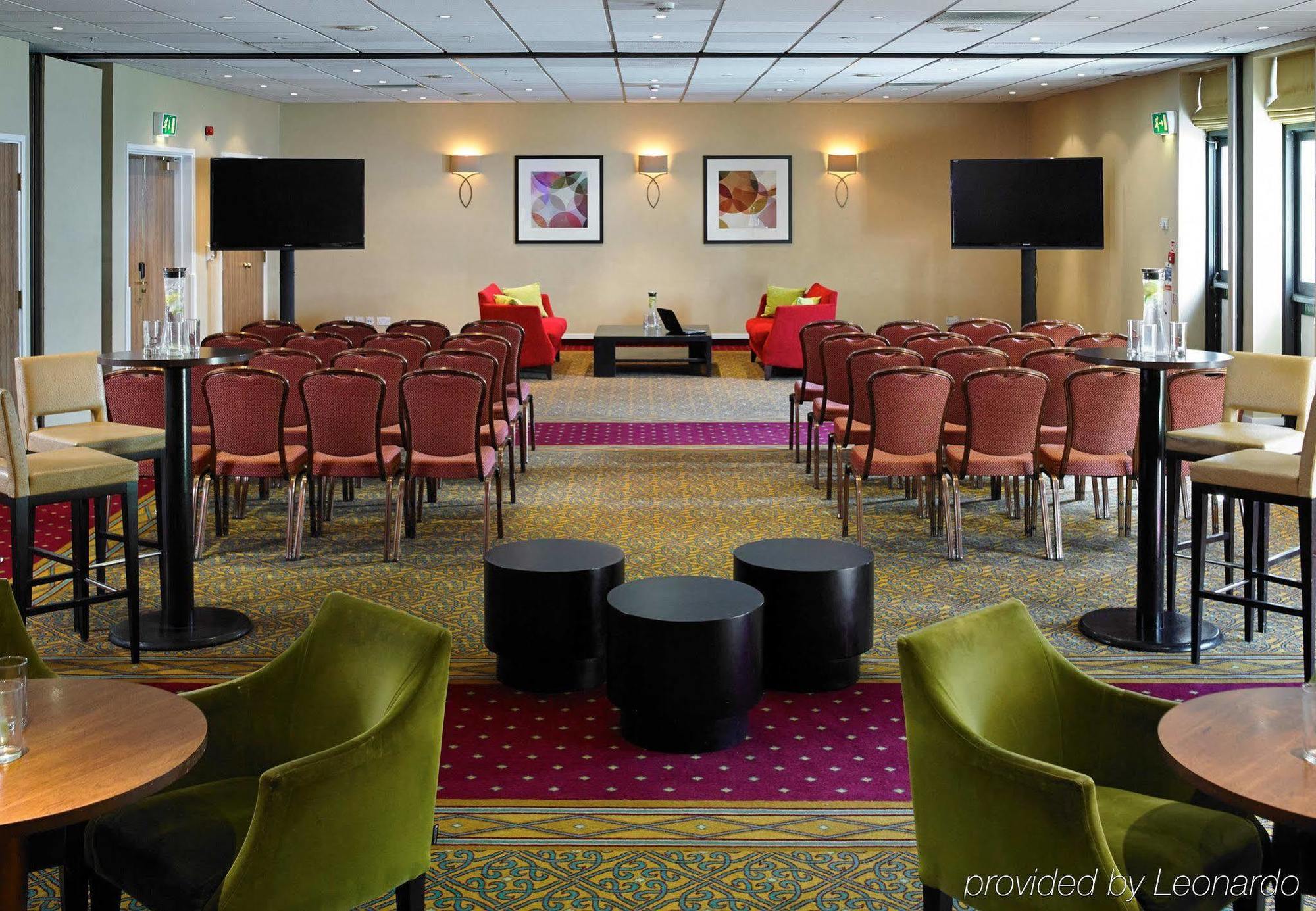 Delta Hotels By Marriott Cheshunt Broxbourne Exterior photo