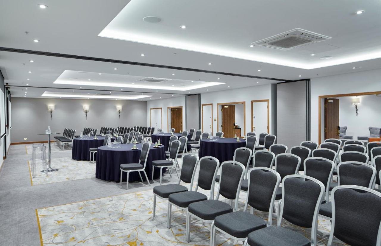 Delta Hotels By Marriott Cheshunt Broxbourne Exterior photo